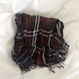 NWT Burberry Plaid Scarf
